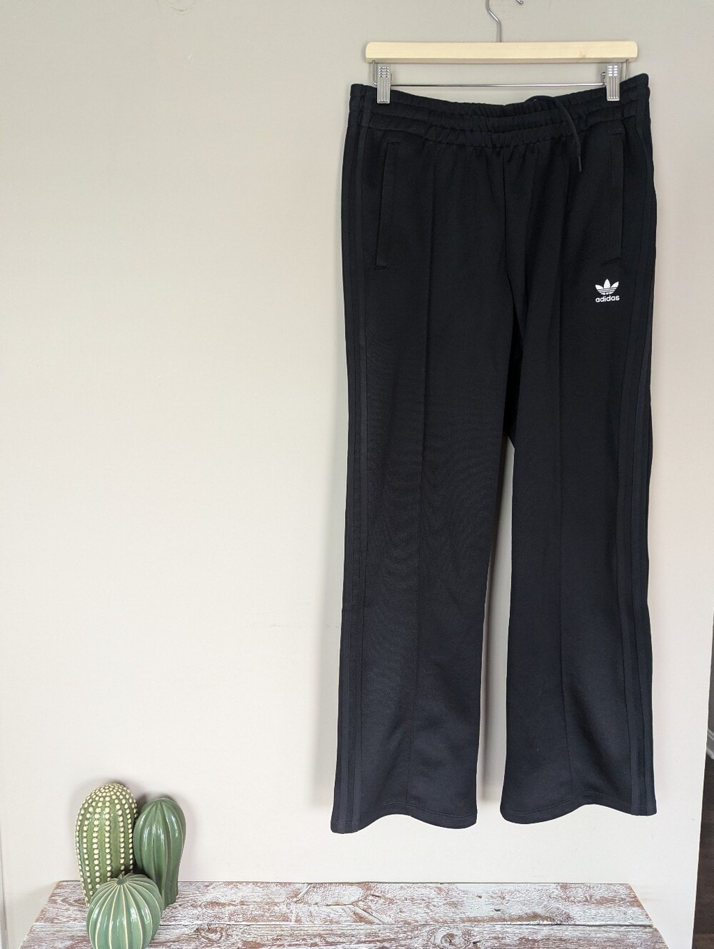 Adidas Black Oversized SST Knit Track Pants Size Medium Athleisure Streetwear